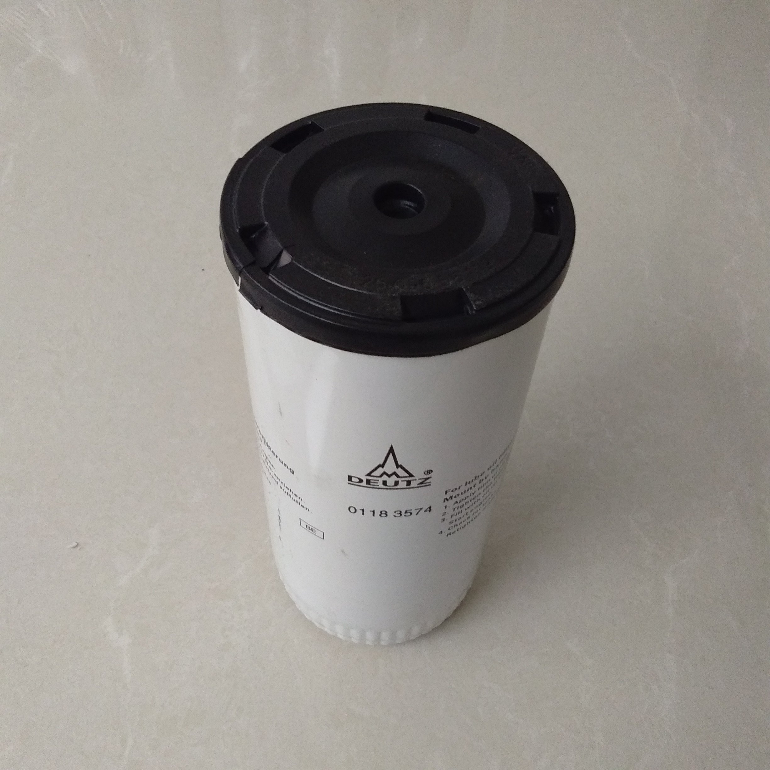 Factory Sale Low Price Engine Part Oil Filter 01183574 01174421 F4L914 diesel Engine Parts for deutz
