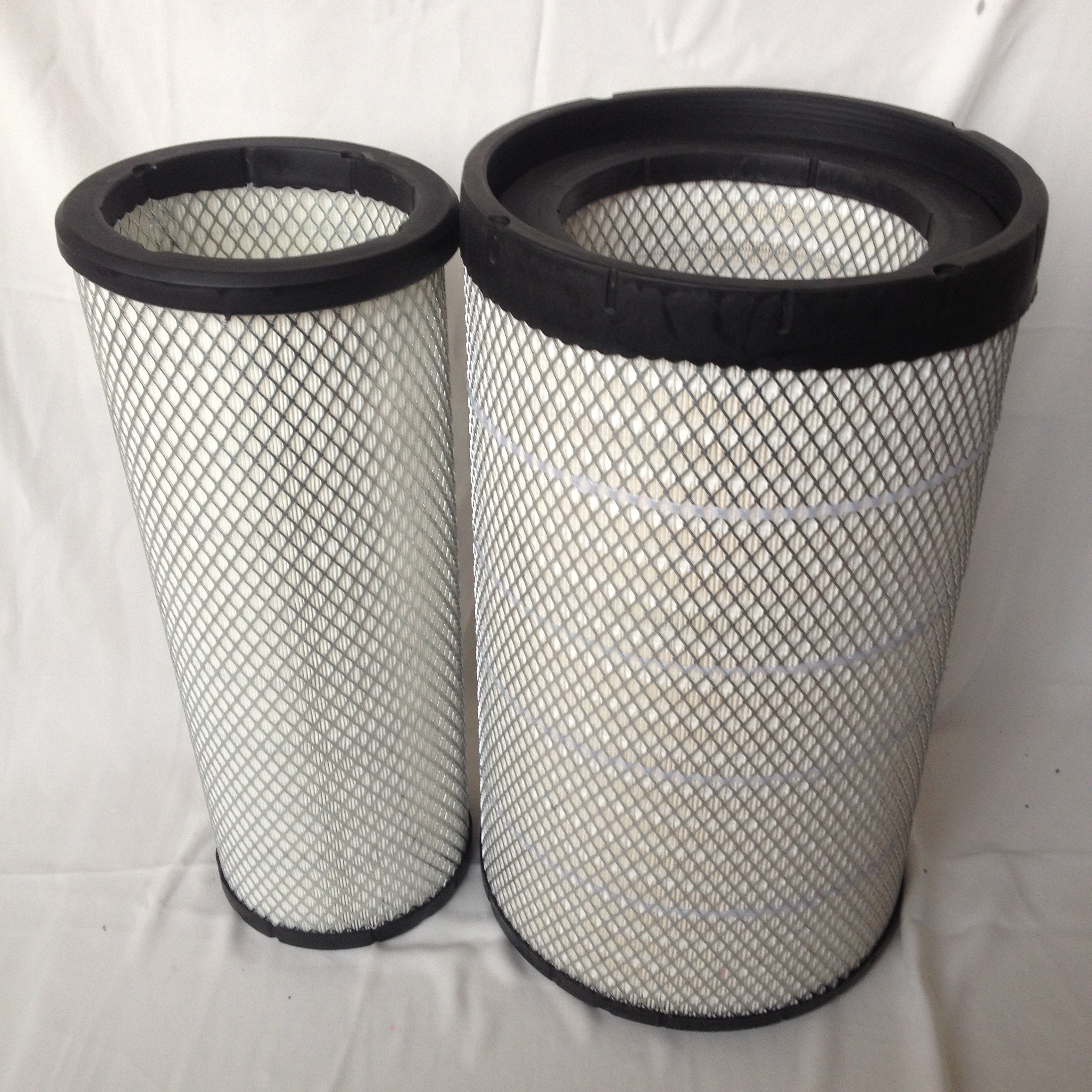 Original diesel Engine Spare Part air Filter AF26208 AF4669 for cummins