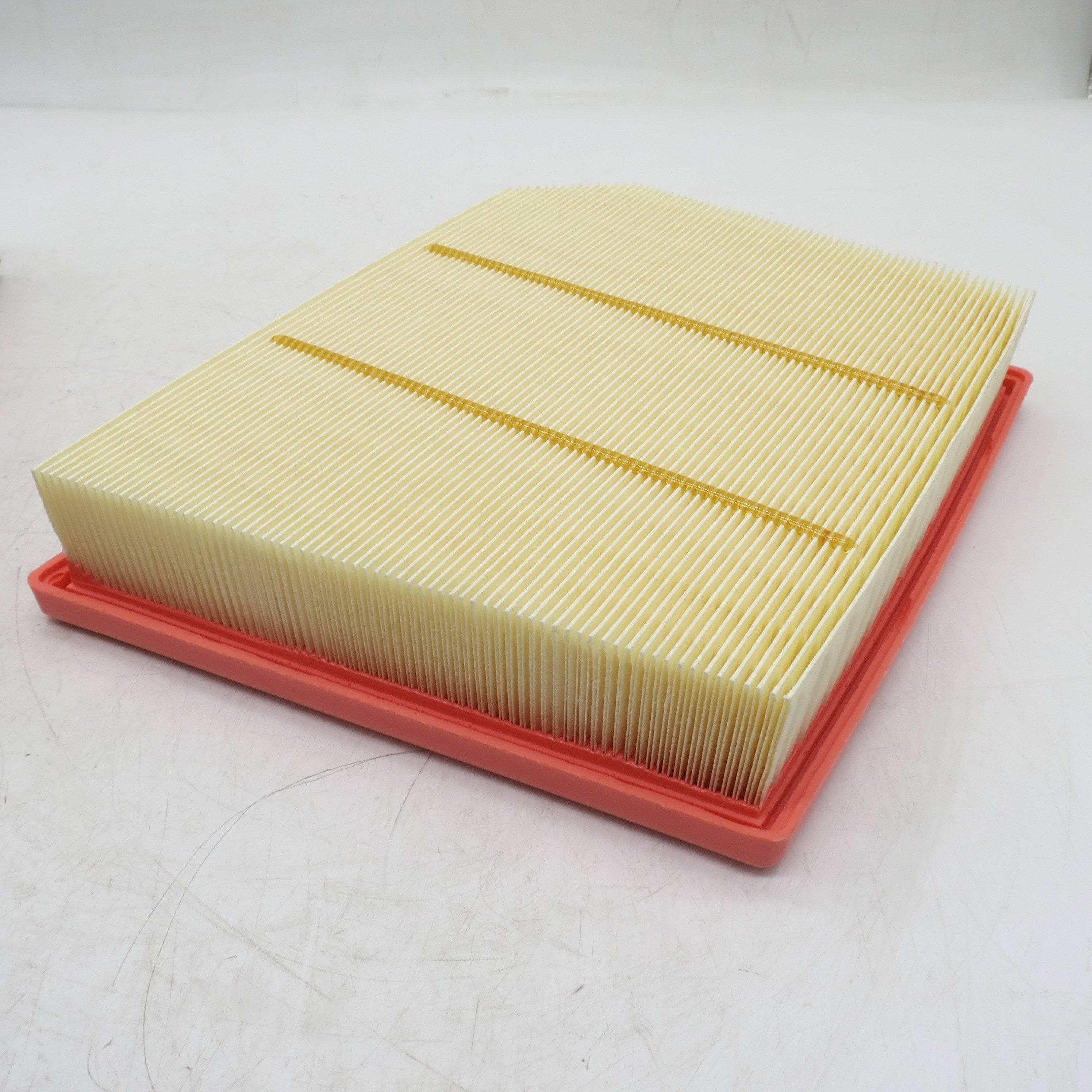 High Quality diesel Engine Parts Air Filter 13718480020