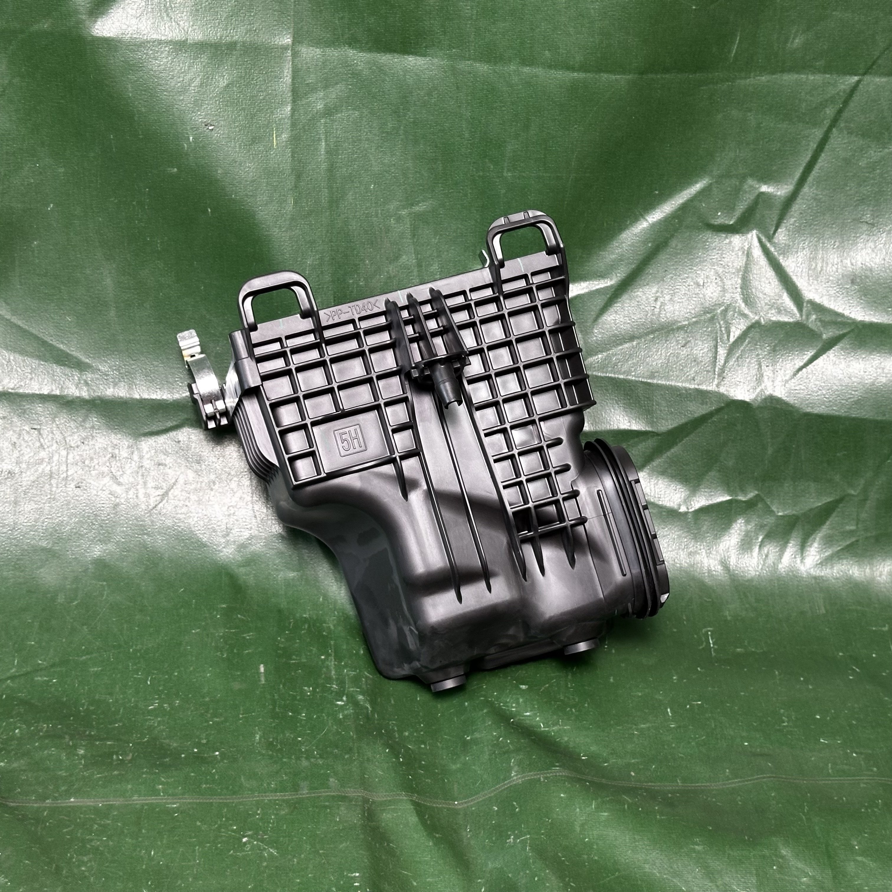 17701-V1010 Air Filter Housing for Toyota Corolla Hybrid 2023 17701-V1010