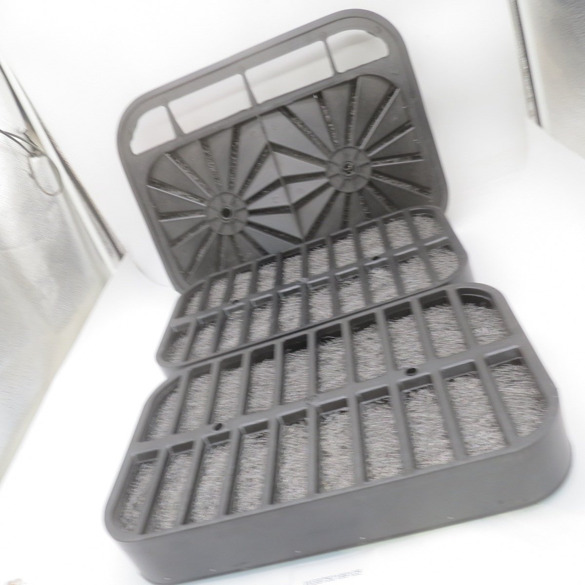 High Quality diesel Engine Parts Air Filter Wg9750199105