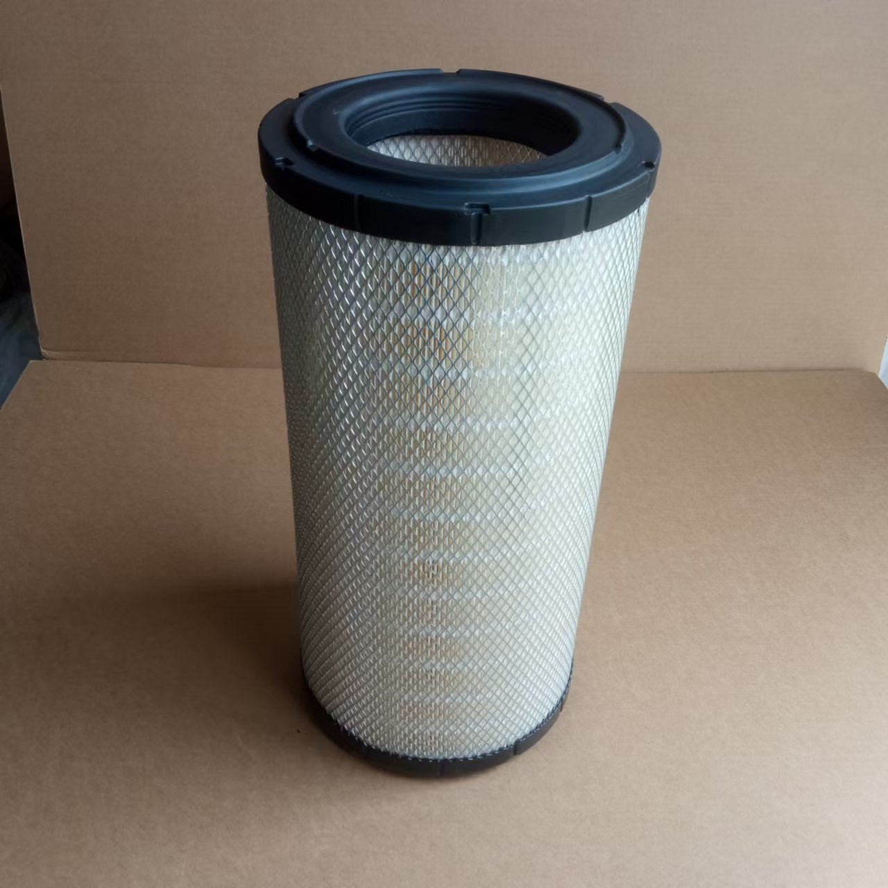 High Quality Air Filter 600-185-4110 and 600-185-4120 Engine Truck air Filter