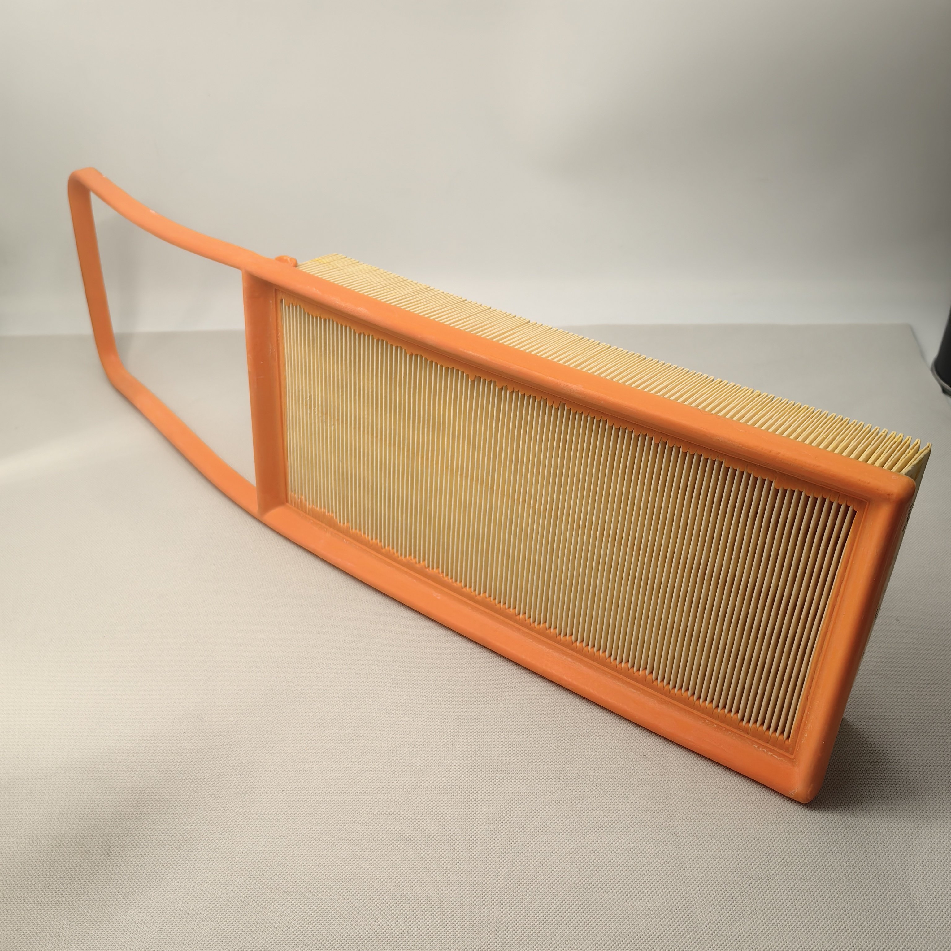 Hot Selling Price Auto Parts PU Air Filter OE 13718626739