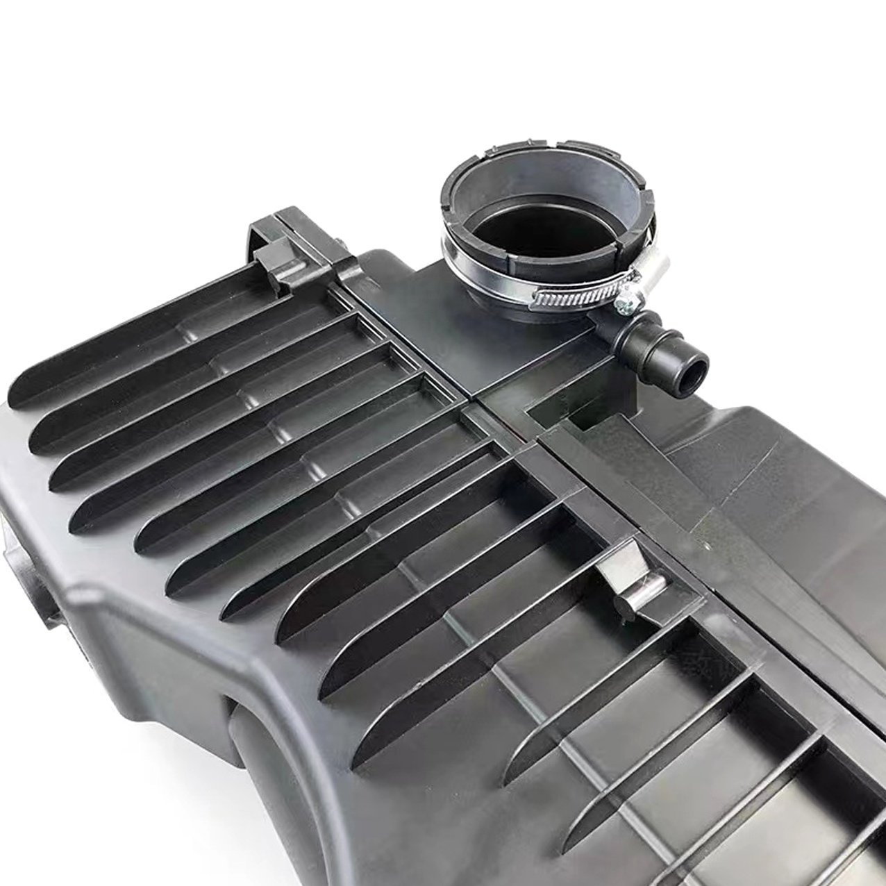 Auto Engine Dry Type Air Filter for Peugeot 206 207 307 308 408 Citroen C2 C3 C4 TU5JP4 1.6 16V 1420R6