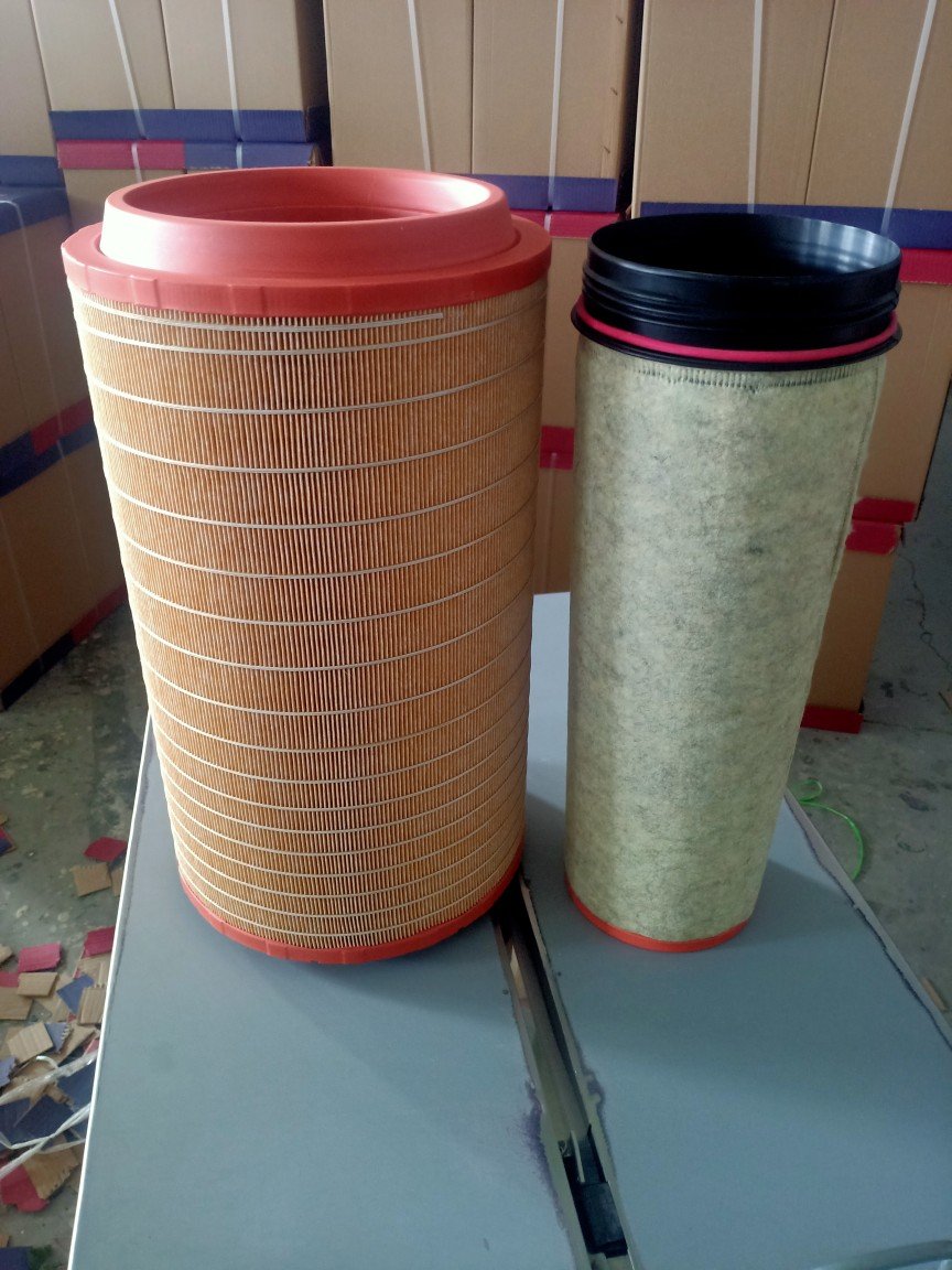 High Quality Factory Truck Engine Air Filter for Shacman Howo Dump Truck