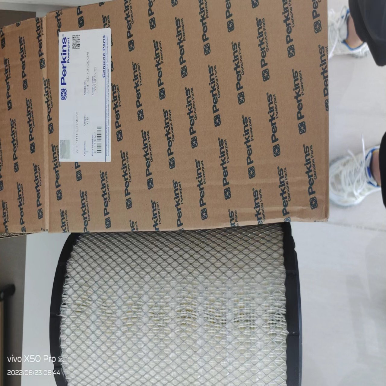 26510342 Air Filter for Truck with High Quality and Good Price