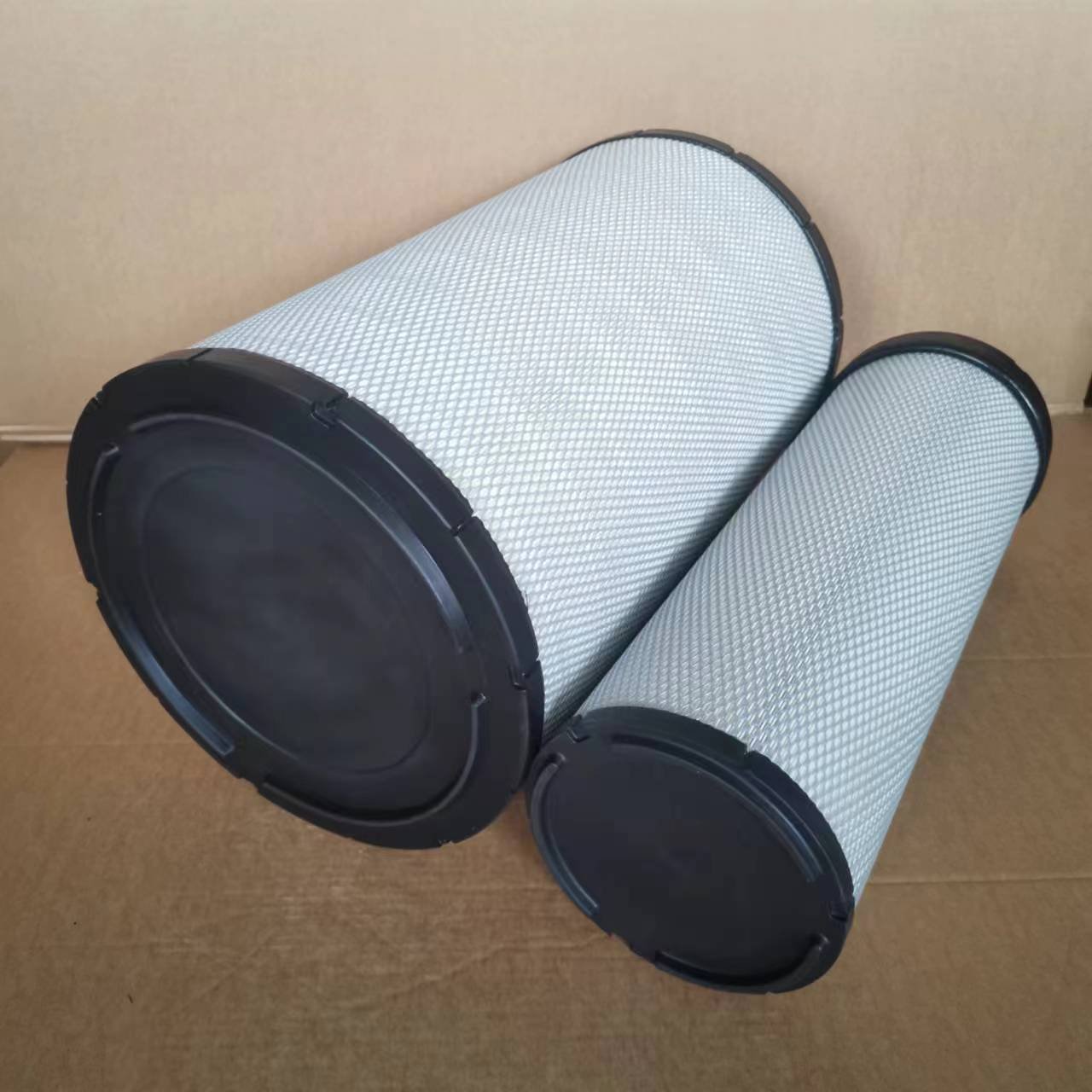 11033998 11033999 P777871 Truck Engine Excavator air Filter for Volvo