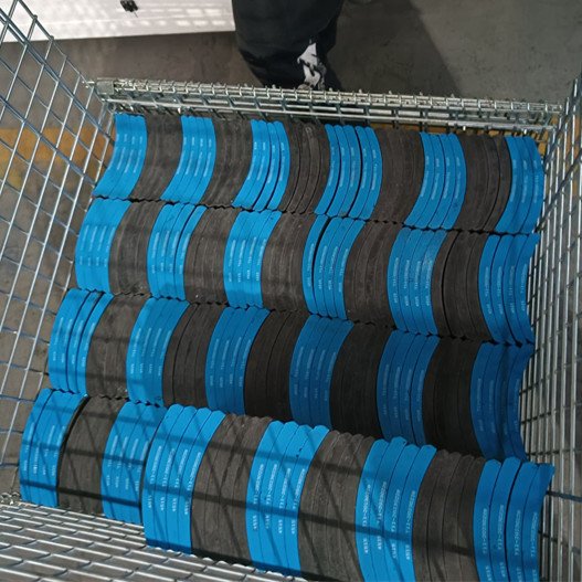 Isvzu Brake Lining ISVZU NPR L700 EURO II 4HF 5-878770-028-1 Break Lining for Japanese Vehicle Brake System