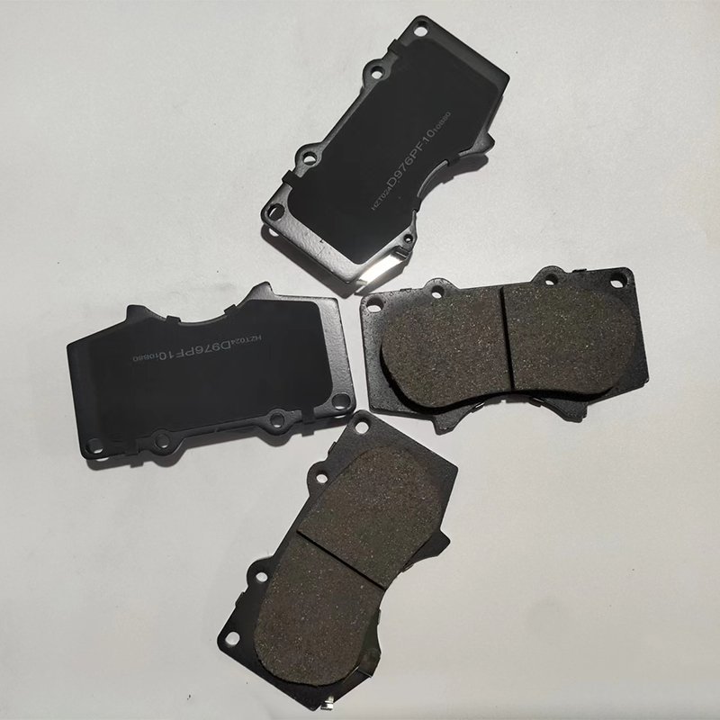 Customizable 04465 35250 04465 04070 04465 0k390 04465 Yzze1wear Resistant Black Brake Pads For Car