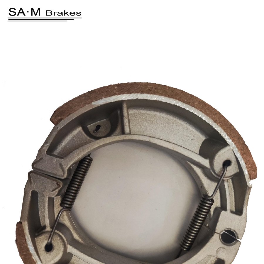 High Quality Motorcycle Rear Brake Shoes Scooter Brake Shoe for Hero Xl125 Cdi125 Cd110 C90