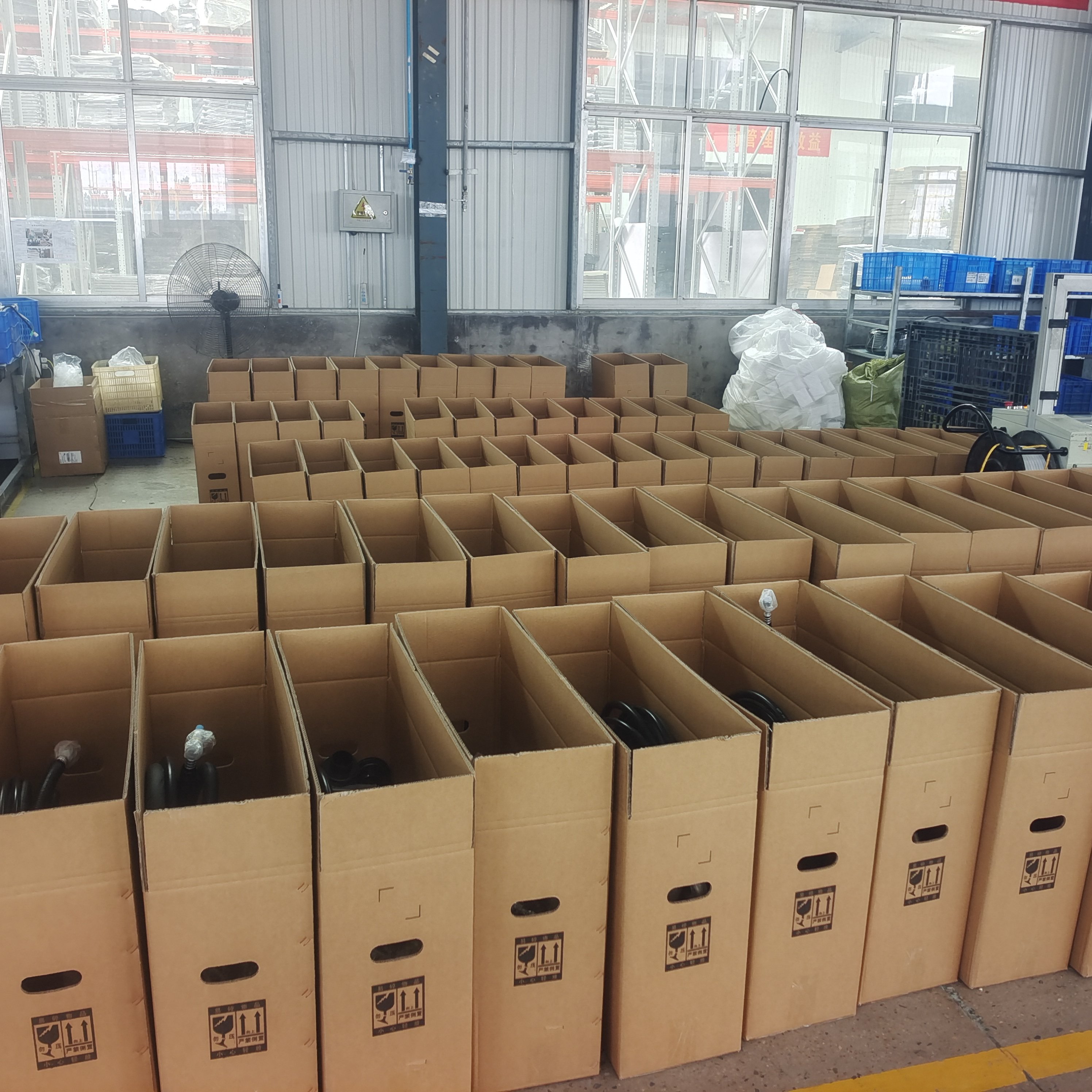 Customize Universal Tractor Electric AC Cooler 24V 12V Air Conditioning 12 Volt Air Conditioner