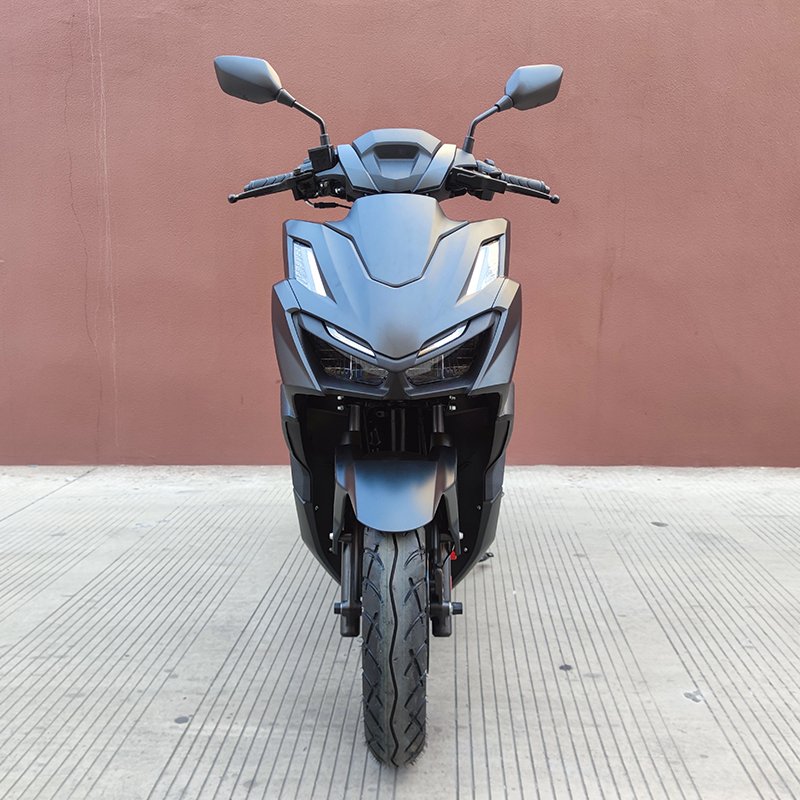 Hot Selling 150cc Gasoline Moped & 150cc Gas Scooter Fast Speed Two-Wheel Motorcycle with 4 Stroke Engine Drum & Disc Brake