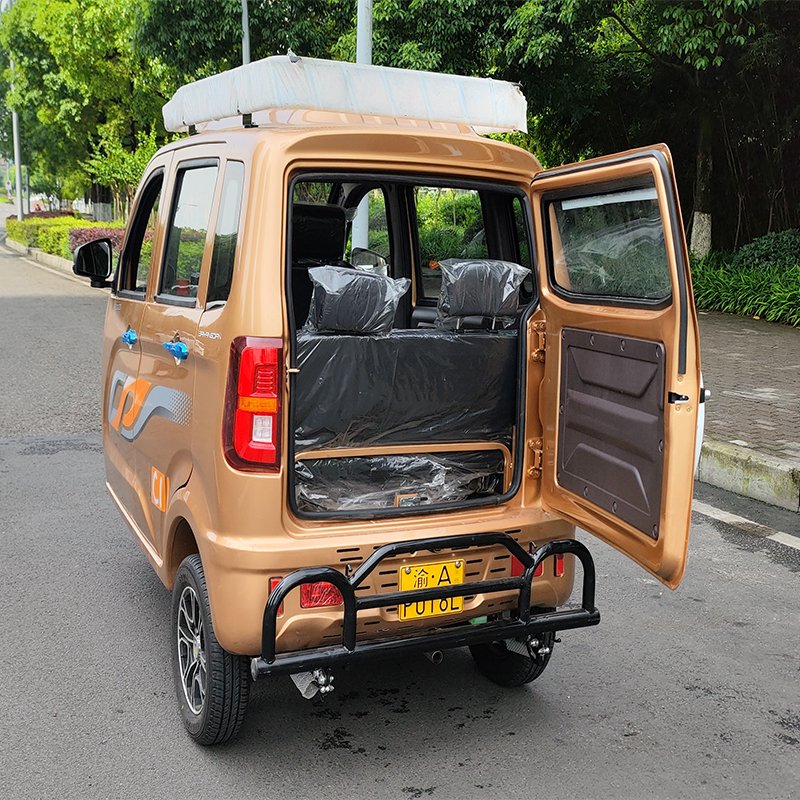2018 Top Quality 200CC Gasoline Motor Tricycle