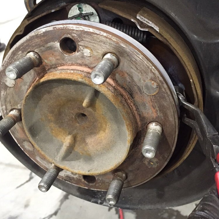 Effort-saving Drum Brake Hold Down Spring Pliers