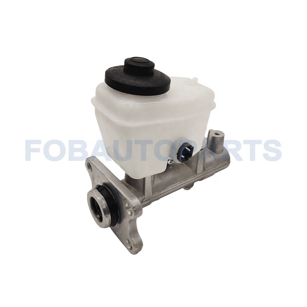 Brake Master Cylinder Fit for Toyota Land Cruiser Dyna Grnva Hiace 47201-60511 47201-60590 47201-60520