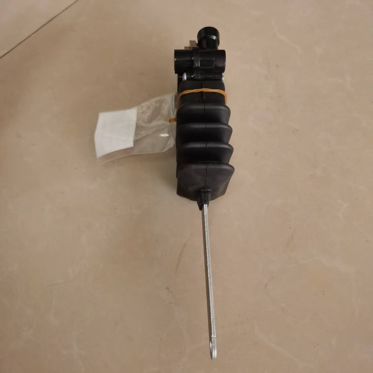 DZ16231440070 Shacman Truck Spare Parts New Cab Airbag Seat Height Position Control Valve