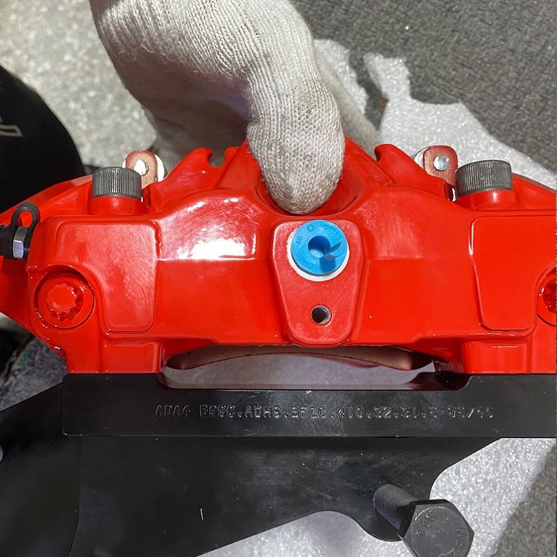 New High Performance Racing Brake Kit Caliper Rotor for Sale Car Accessories Auto Part for Mitsubishi Pajero