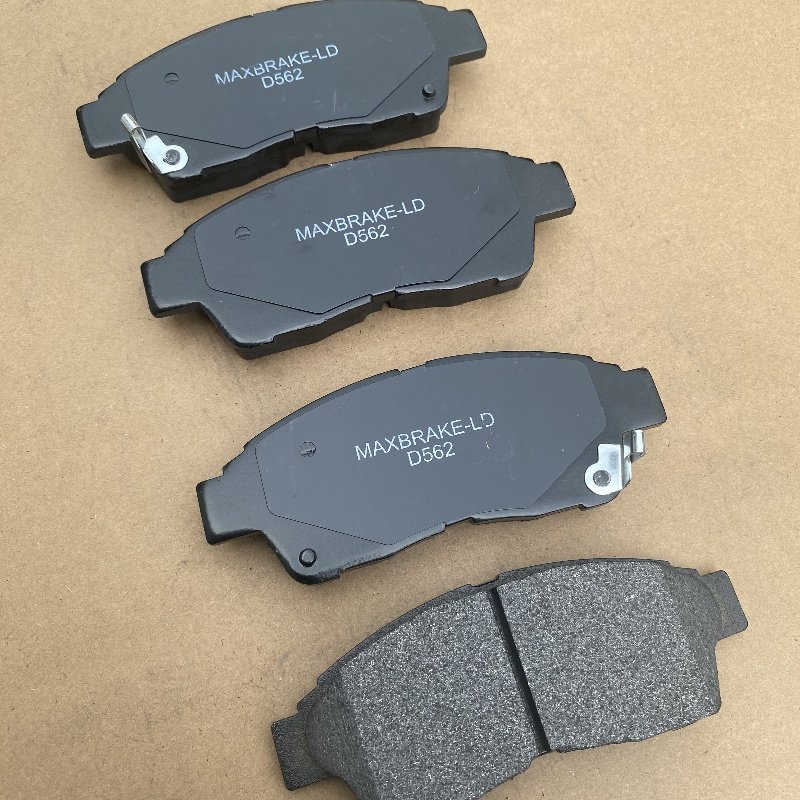 Brake Pads for GEO for Toyota for Lexus Good Ceramic Front Break Pads Auto Parts Auto Accessories Car Auto Break Parts D562