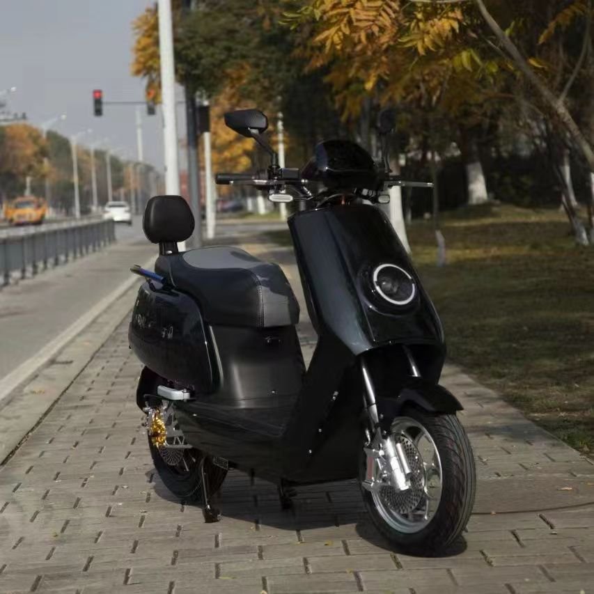 Wholesale Arrival 1000W Dual Motor Electric Scooter N9 60V Streetbikes for Unisex Bluetooth Smart Mobility Delivery Motorcycle