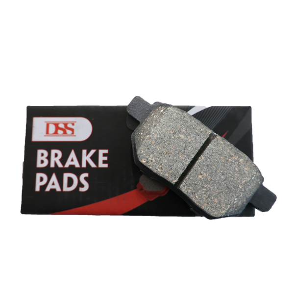 DSS Wholesale Car Brake Discs Auto Parts and Accessories Car Disc Front Ceramic Brake Pads for TOYOTA LEXUS