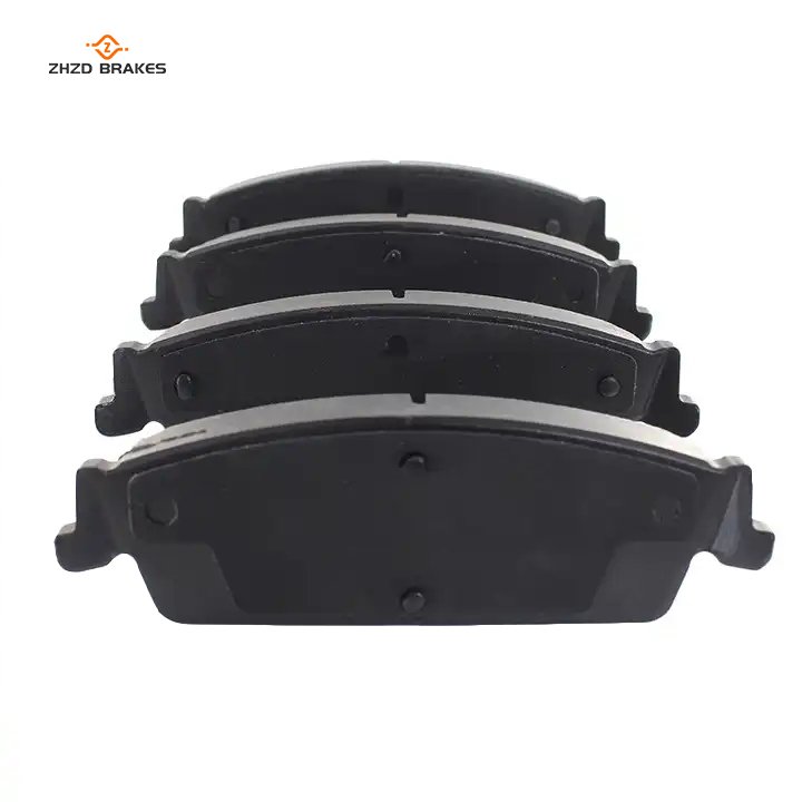 Good Quality Auto Brake System 23135903 D1707 Semi-Metallic Ceramic Front Rear Brake Pad for GMC Truck Brake Pad Chevrolet