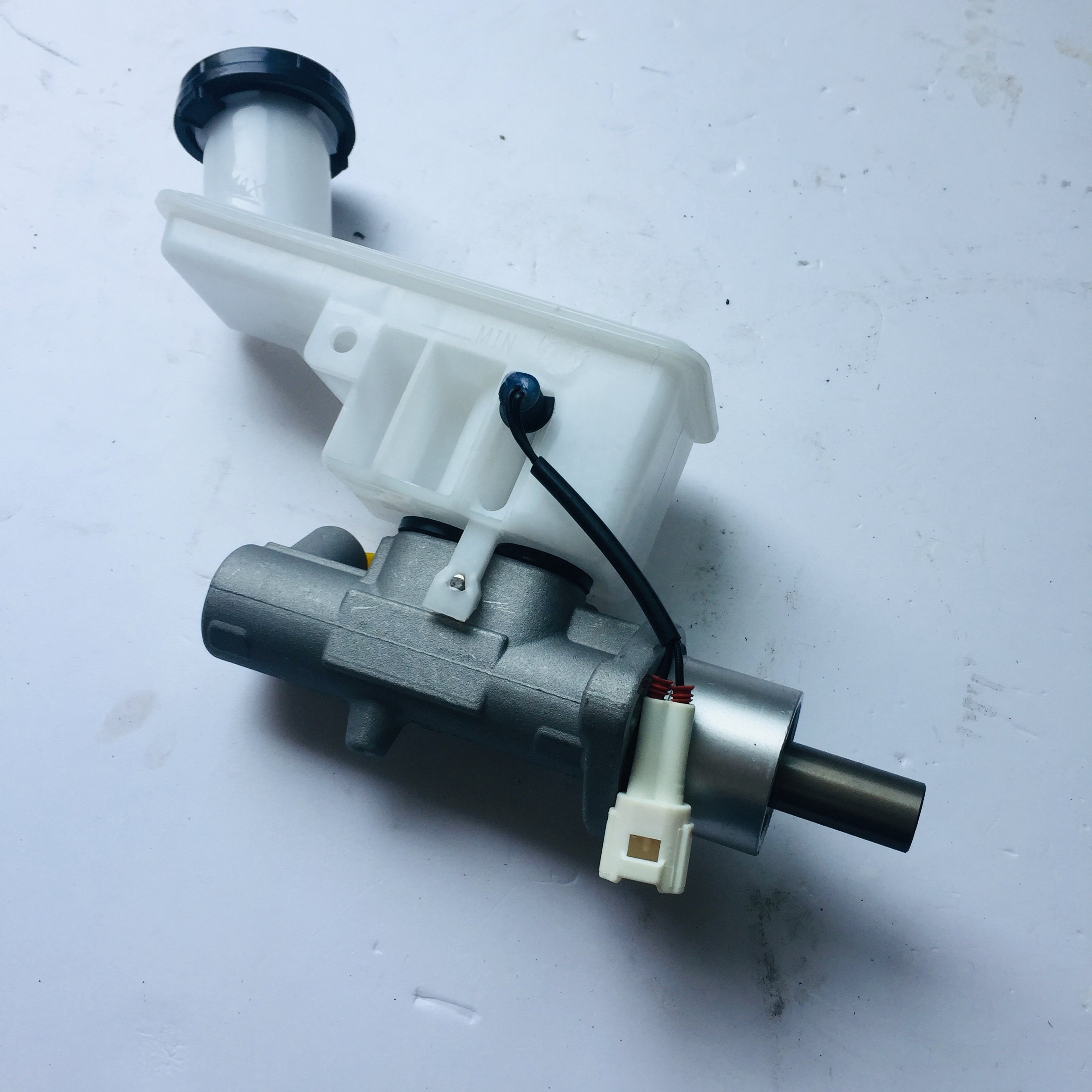 Brake Master Cylinder for Suzuki Swift