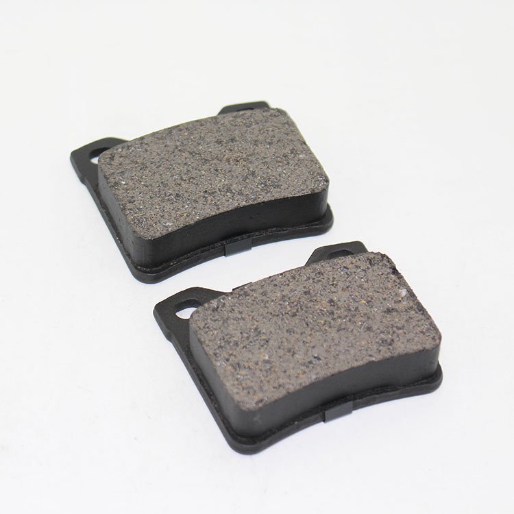 Competitive Price 002 420 48 20 Brake Wholesale Brake Pads No Noise Spare Parts Auto Parts Brake Pad