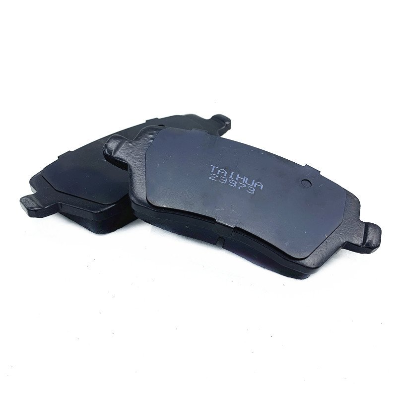 Asbestos-free Oem Shim Front Brake Pad Set Auto Brake Systems for Nissan Lada Renault Lada Granta Car Parts Lada 100 Sets CN;HEB