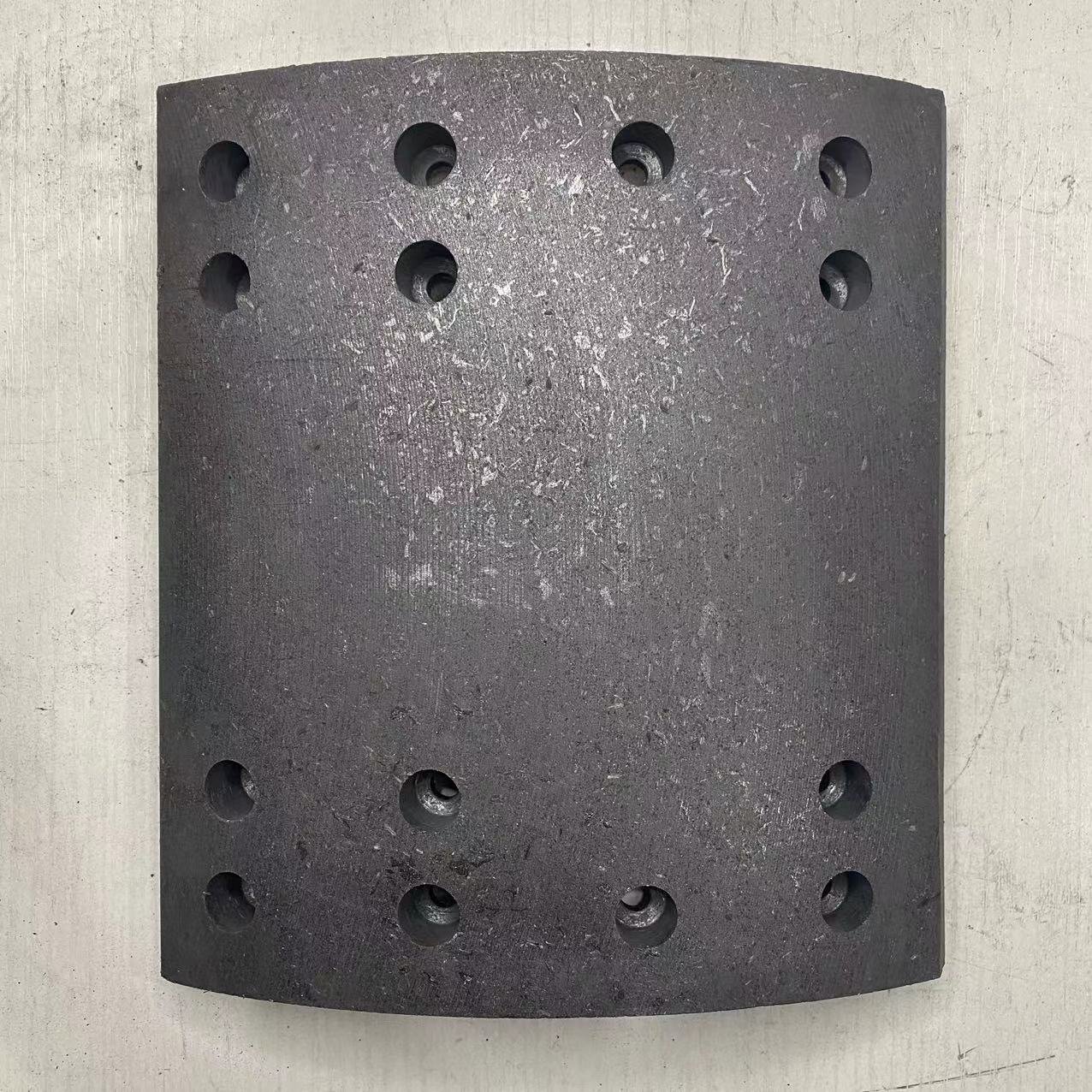 China Factory Supply NISSAN UD QUESTER Truck Rear Brake Lining 44066-9Z00B High Quality Japanese Truck Ceramic Brake Lining