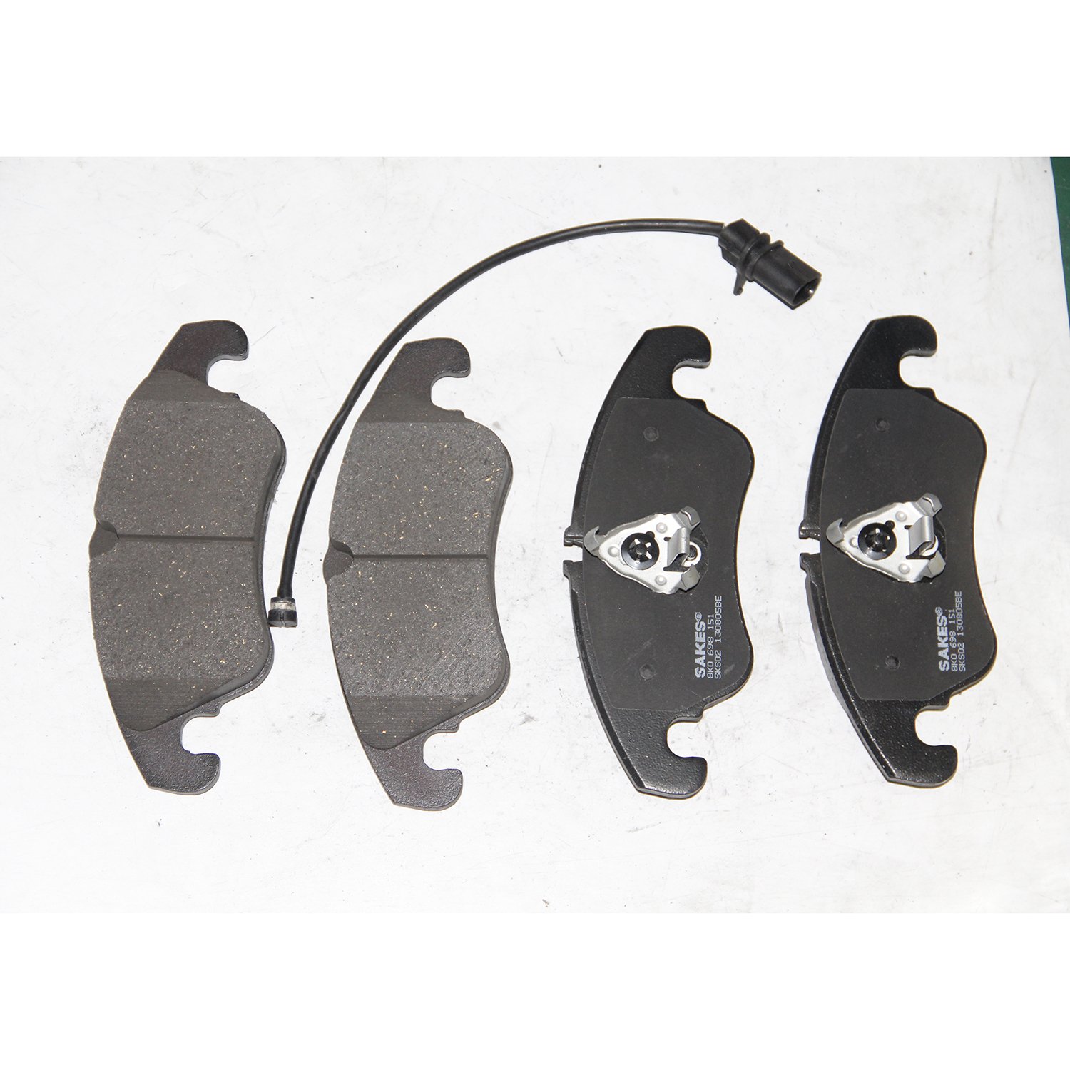 SAKES Auto Parts Repair Spare 8K0 698 151 Factory Direct Automatic Brake Systems Front Car Brake Pads For AUDl