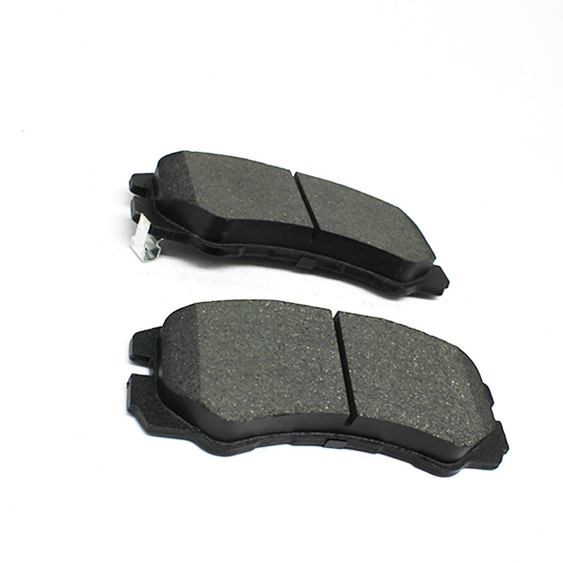 Manufacturers Direct Selling Semi-metallic 1605017 No Noise Durable Auto Brake Systems Vehicle Ceramic Brake Pads
