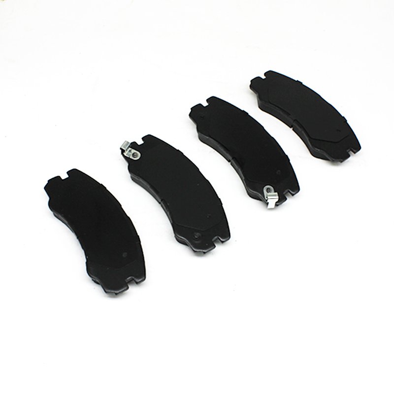Manufacturers Direct Selling Semi-metallic 1605017 No Noise Durable Auto Brake Systems Vehicle Ceramic Brake Pads