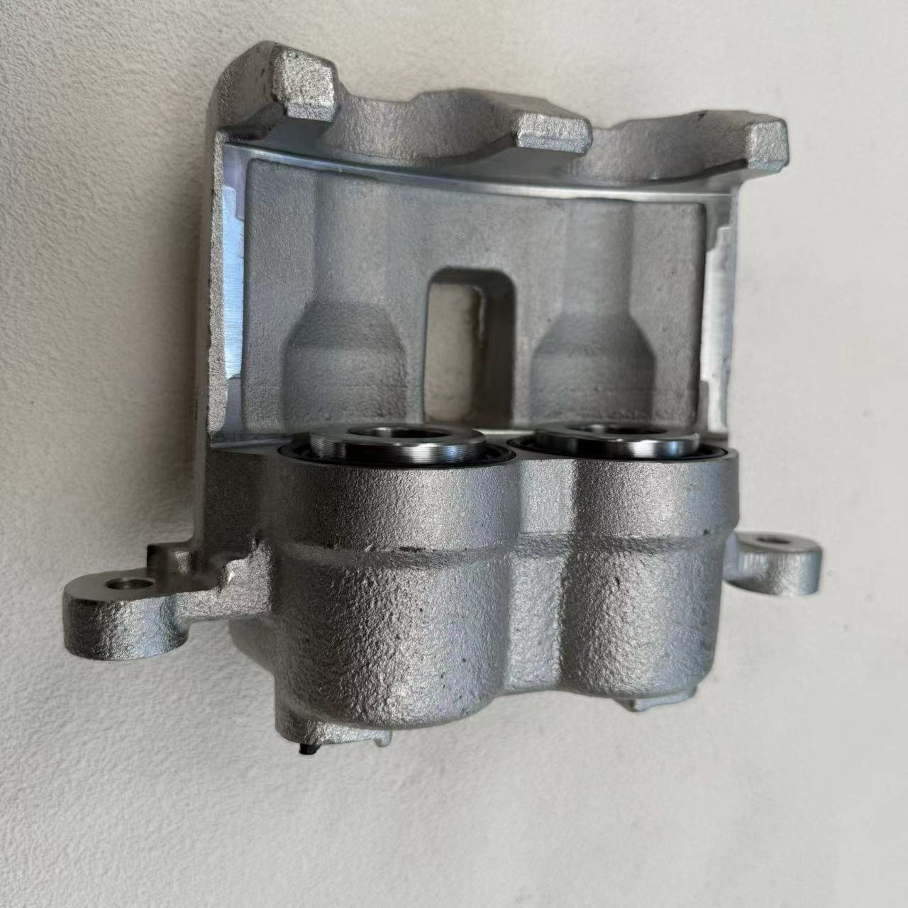 Disc Brake Caliper with Bracket for Jeep WJ Grand Cherokee 99-04 Right Front Right Hand OEM 05093180AA