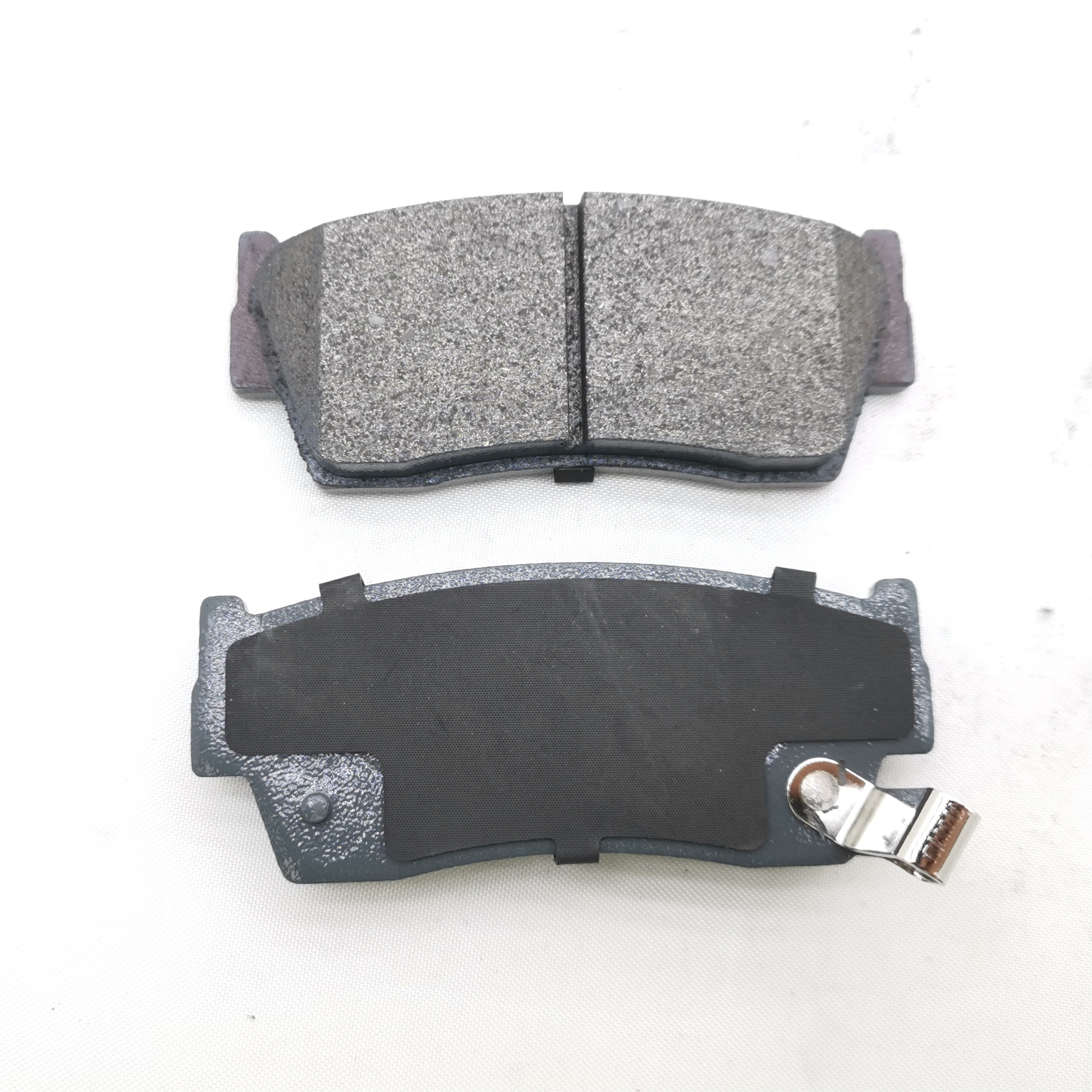 Ceramic brake pads/Semi-metallic brake pads/Heavy metallic brake pads/Low-metallic brake pads