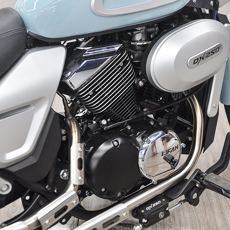 2023 New Custom Gasoline 250 Cc Motorcycle Racing Retro Motorcycle Cheap Prtrol Motor Direct Supply Sport Scooter