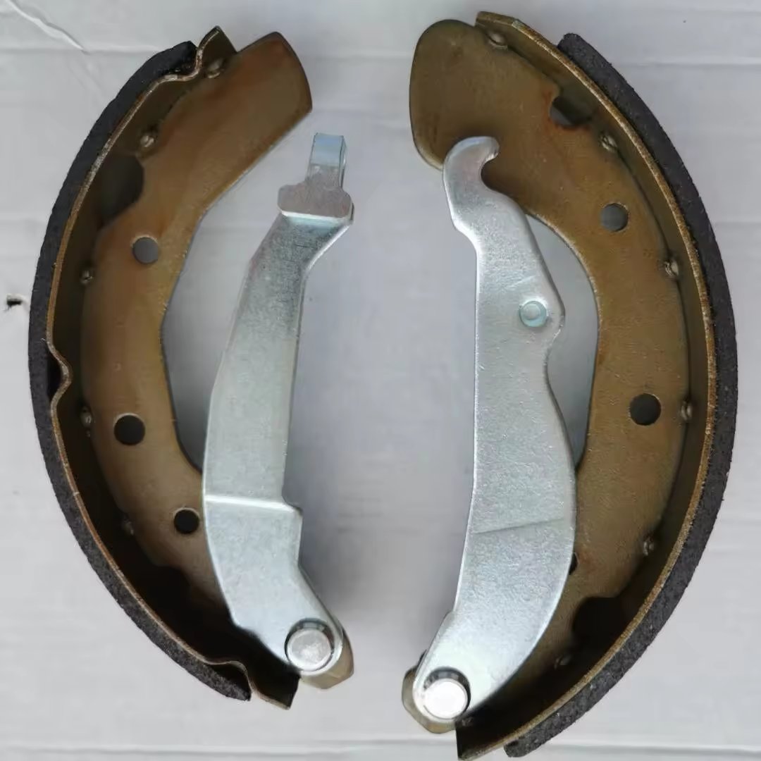 New Product Industry China Wholesale Front Wheel Brake Semi-Metallic Brake Shoes for Cars