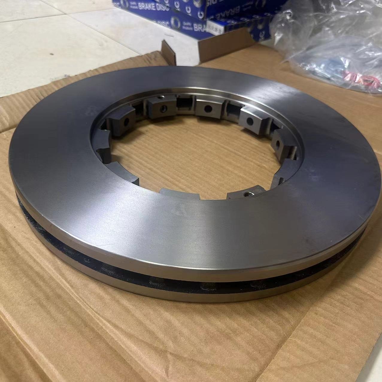 Factory High Quality Truck Disc Brake Disc 1387439 1726138 Cv60087k New Model With Full Kit