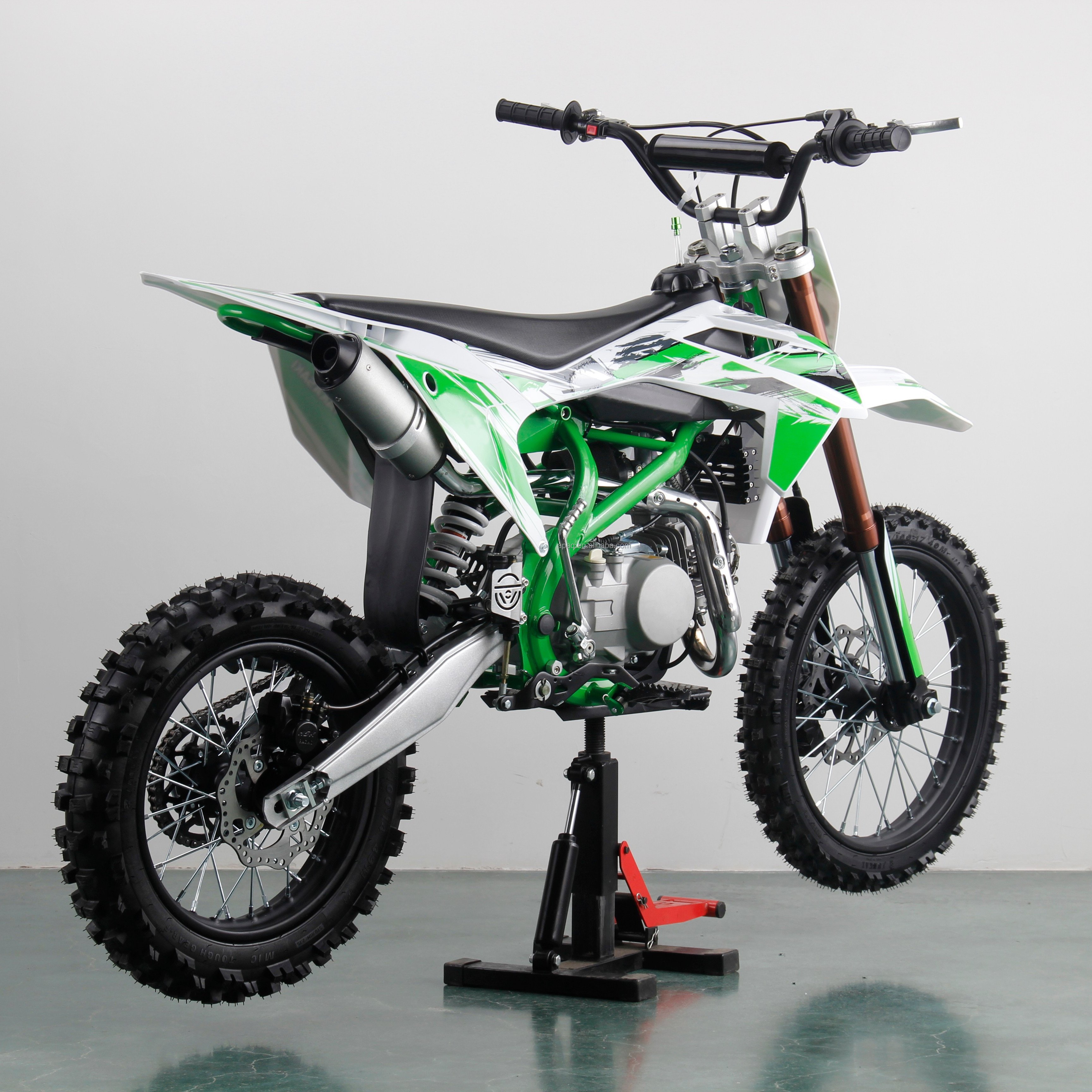 Off Road Competitive 125CC 4-Stroke Pit Bike Gasoline Motorbike 2 Wheel Racing Dirt Bike Gas Adult Motorcycle for Sale