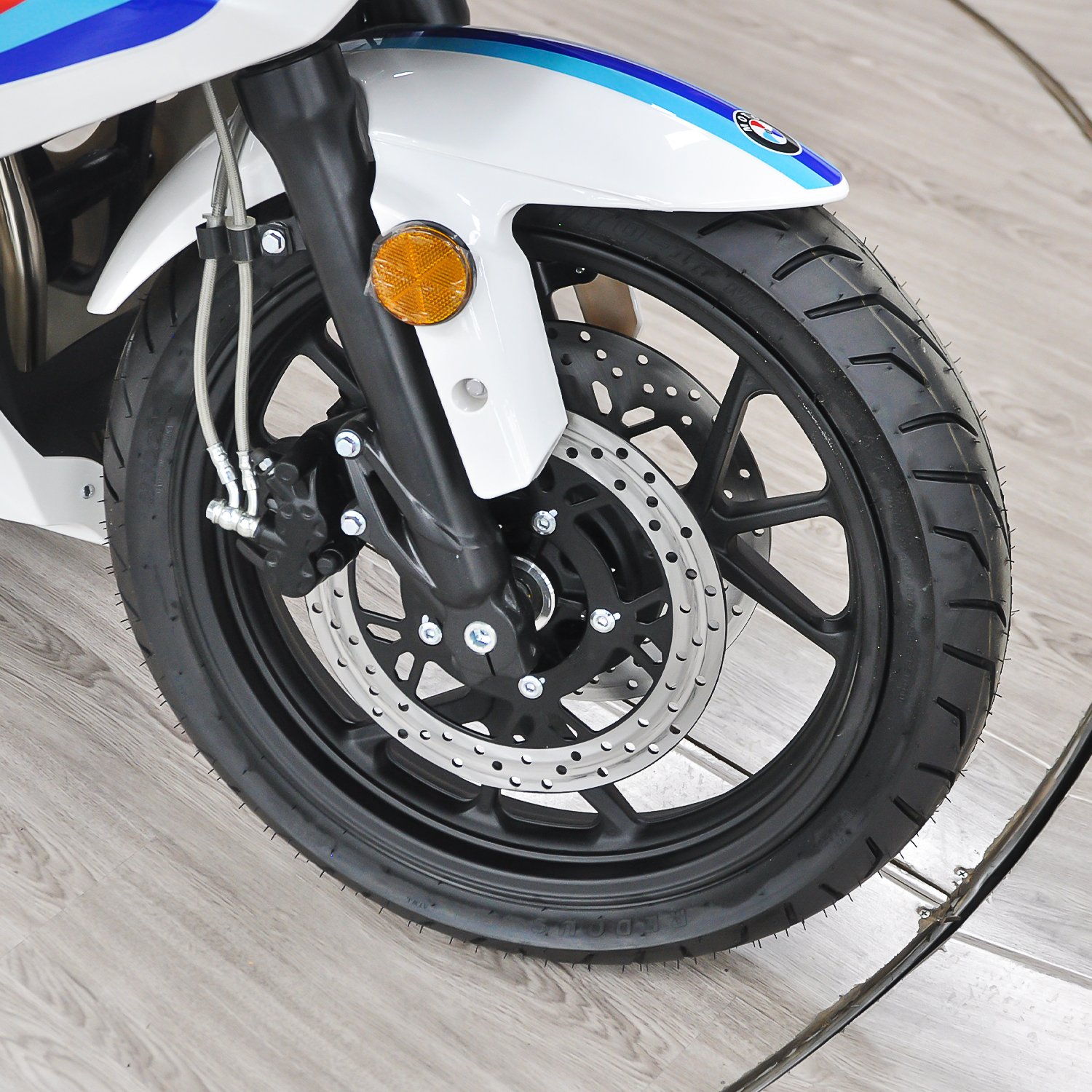 Low Price Wholesale White High Performance 2 Wheel Classic Adult Racing Gasoline Motorcycle