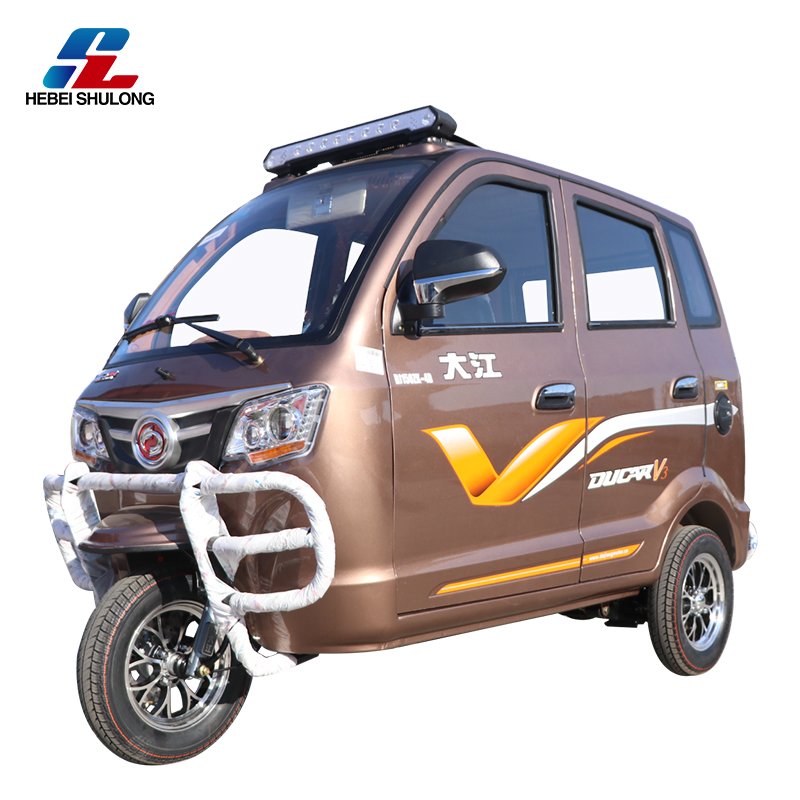 2024 High Quality 200cc Three-Wheeled Motorized Passenger Tricycle for Taxi Use with its Closed Body Type