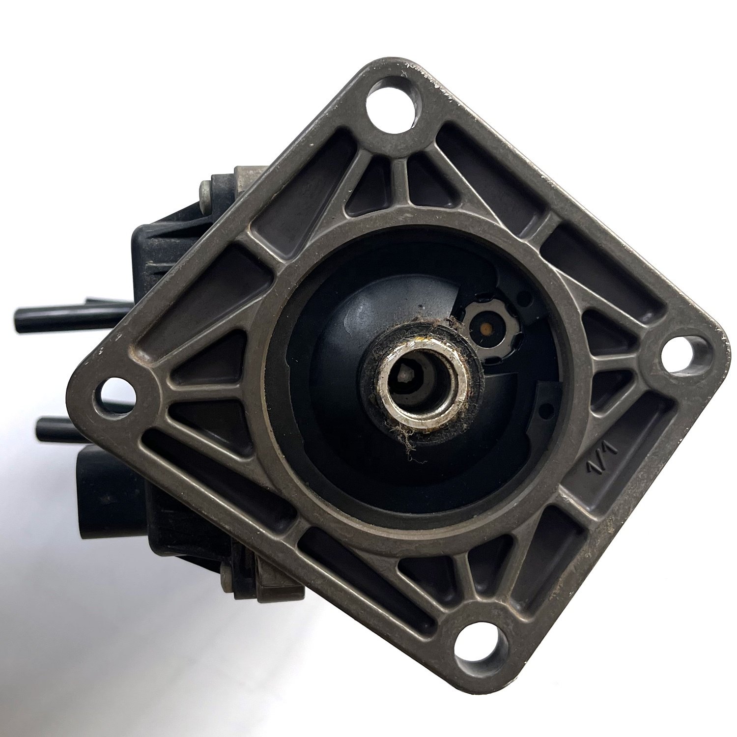 High Quality for SCANIA Parts 1942899 Brake Master Cylinder Suitable for G440 Superior Quality Distributor Truck Imported Parts