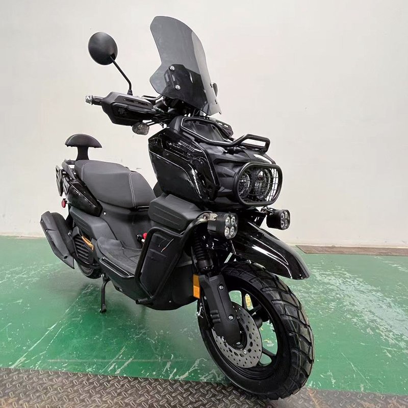 EPA DOT Certified 150CC 200CC Gas Motorcycles Max Power 6.2Kw7500r/min Front Disc Brake Air Cooled Max Speed 85km/h 200cc Option