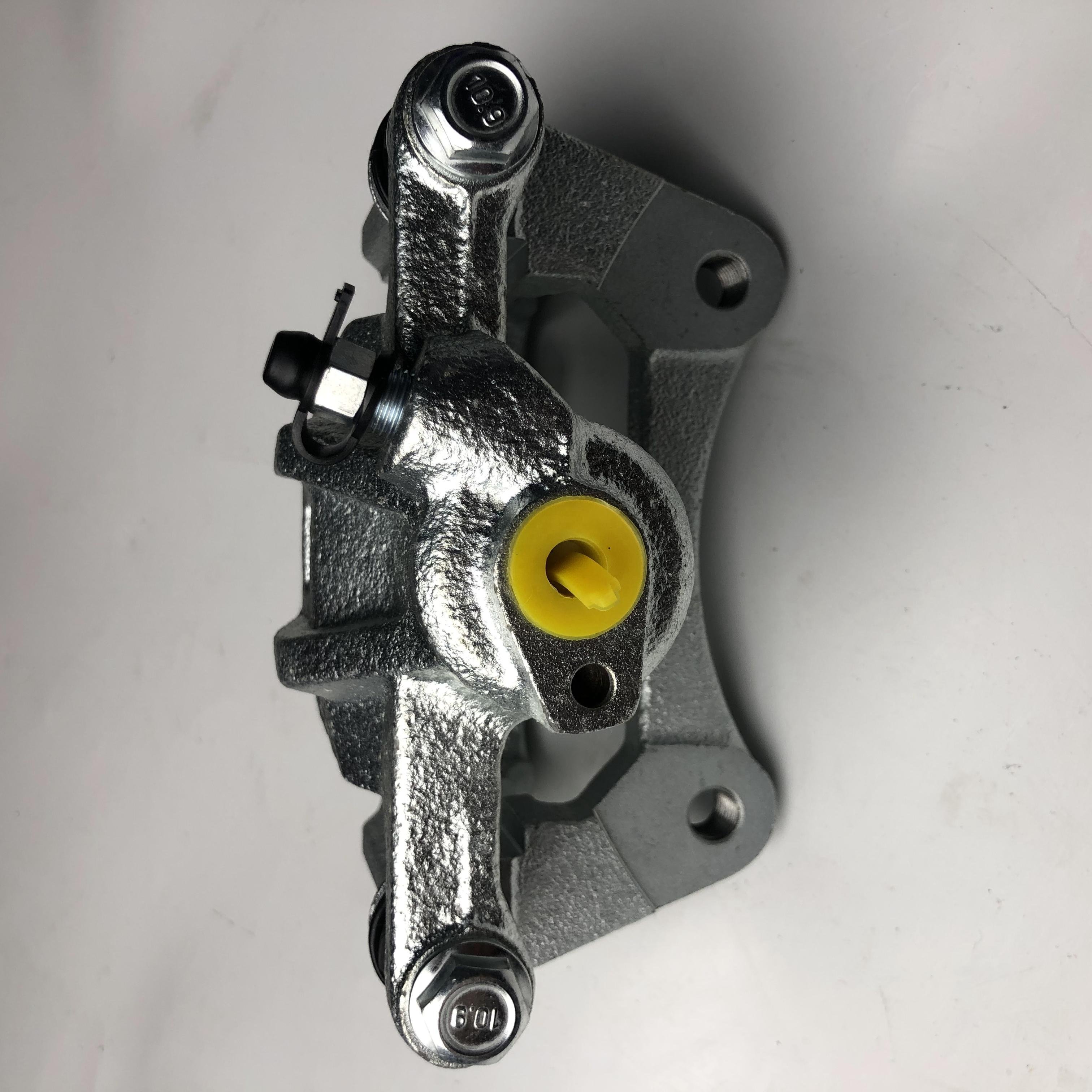 Auto Brake Systems Front Brake Calipers 26263452 26263453 for Buick Chevrolet