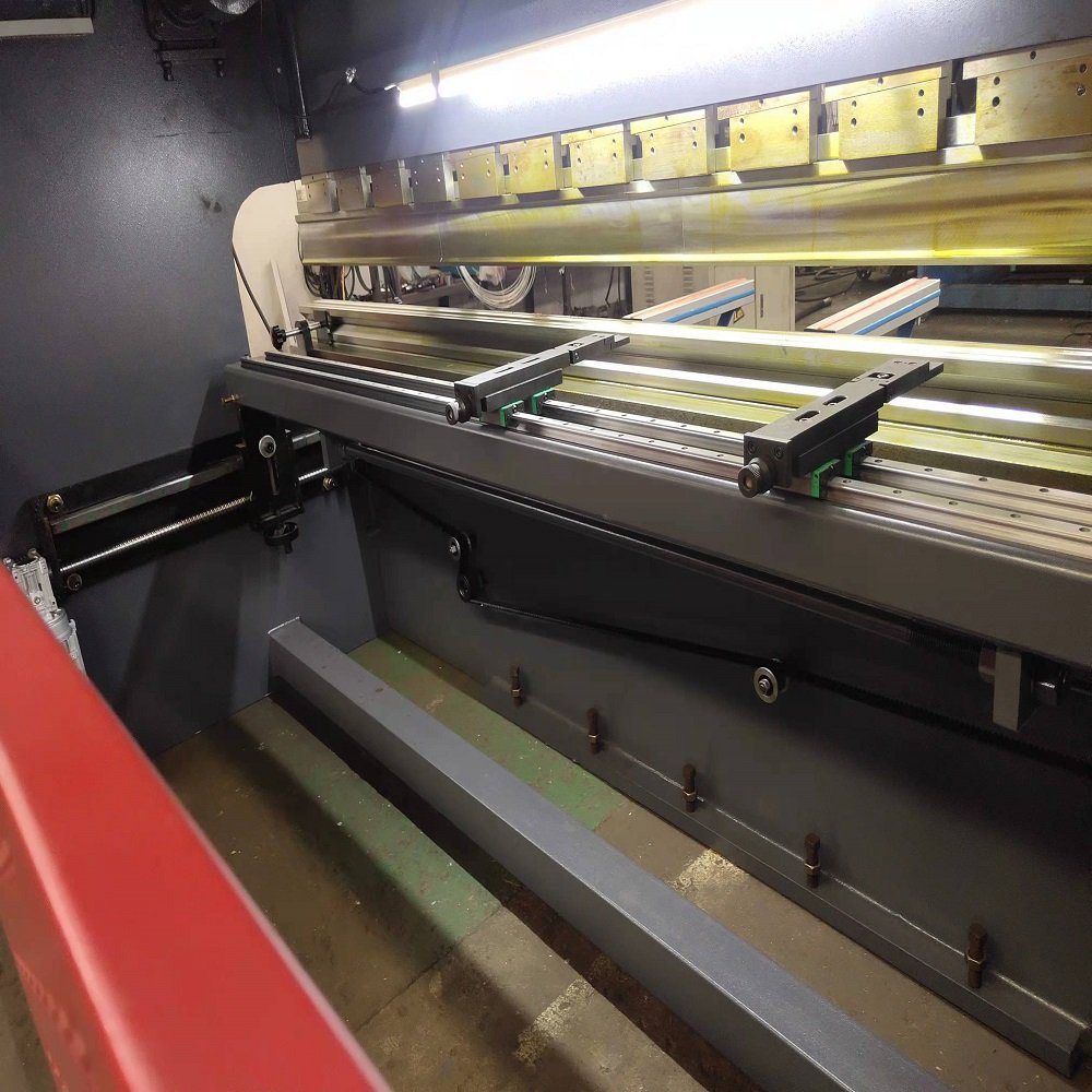 125T 3200 E21system Punching and Bending Flat Iron bar Cnc Metal Sheet Cutter Hydraulic Table Bending Machine