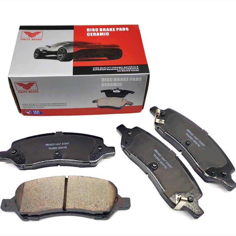 High Quality Rear Brake Pads D1647 68163822AA for DODGE Dart 2013-2014