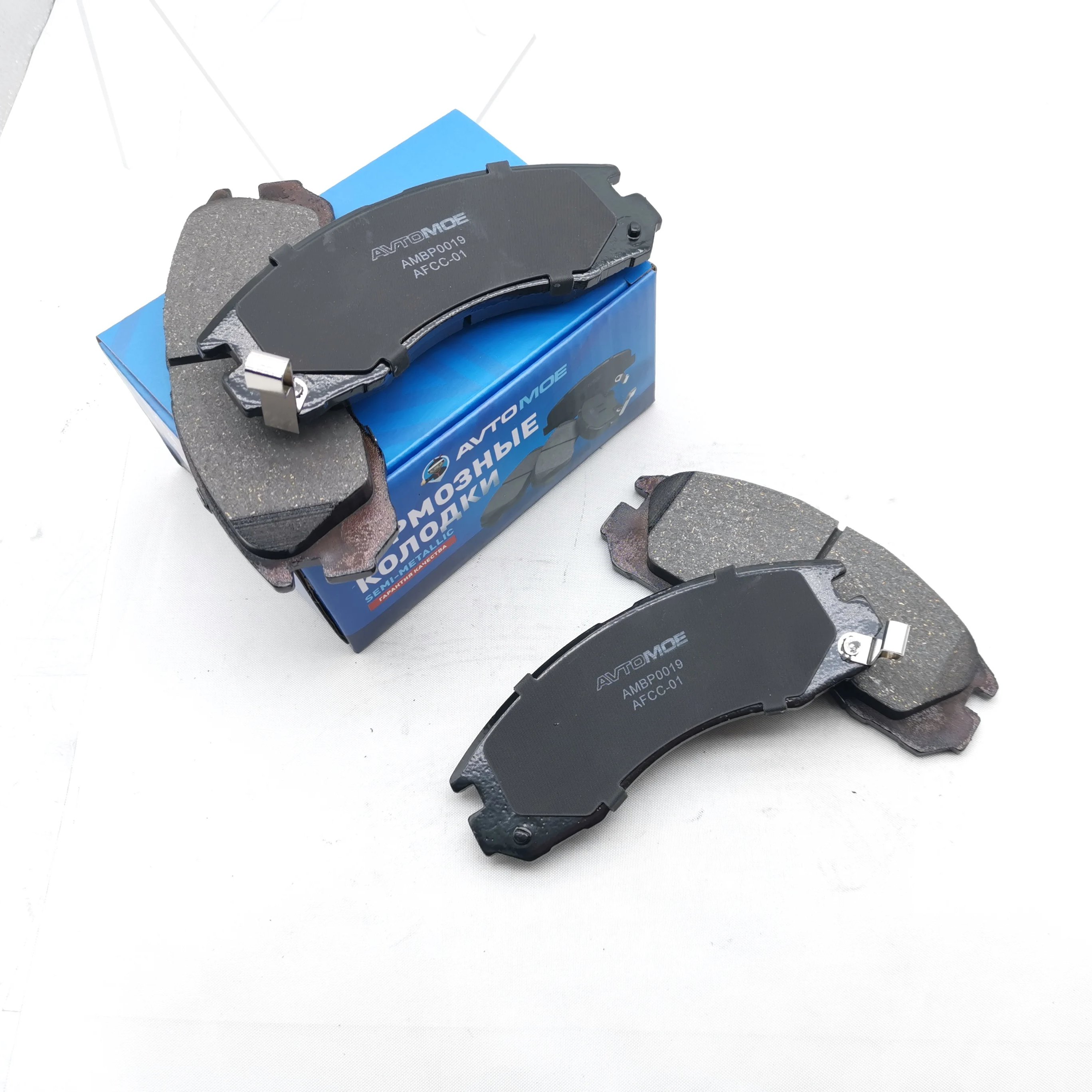 OE MB857837 FMSI D530 China Auto Parts Wholesale Brake Stysem Semi-Met Ceramic Brake Pads for MITSUBISHI