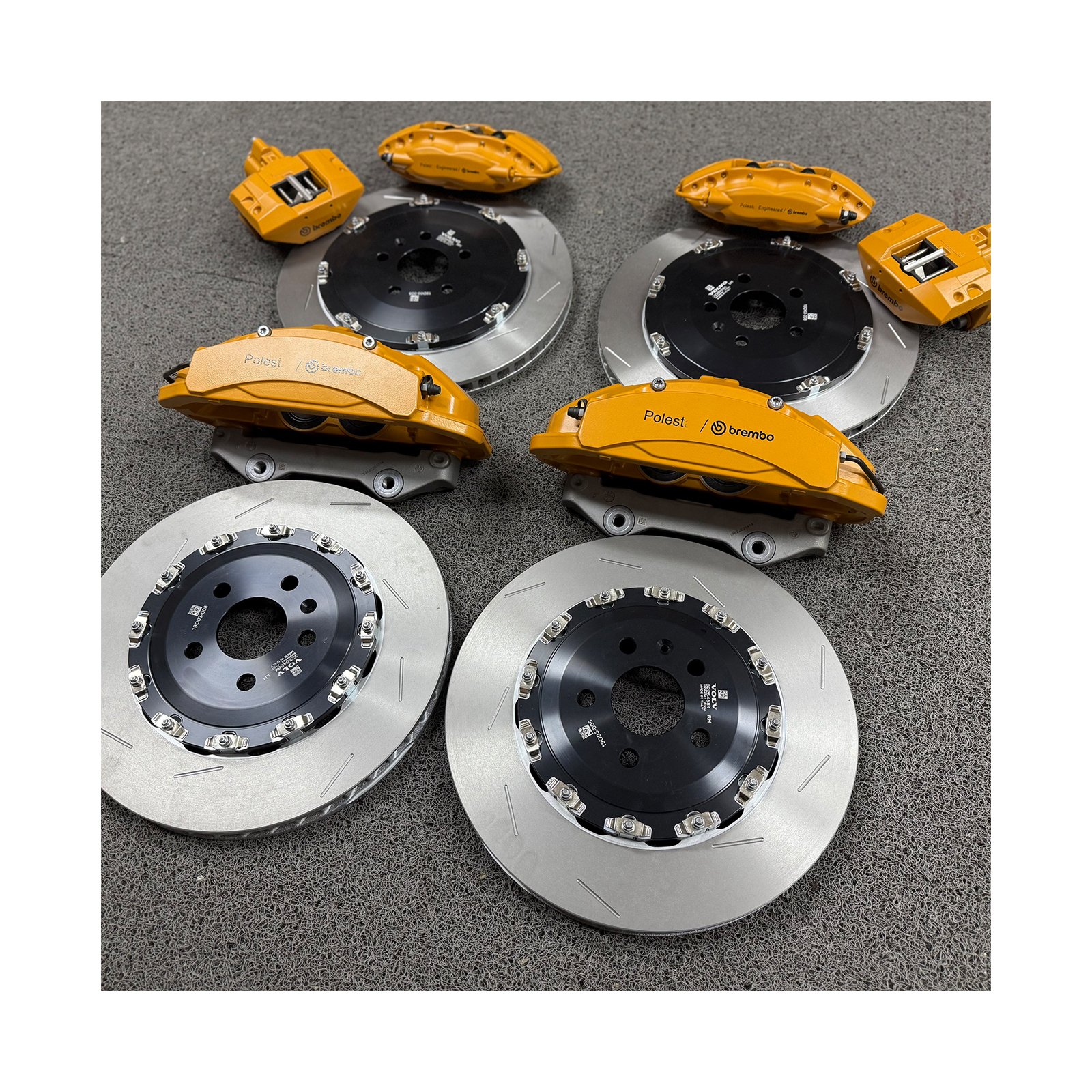 Brembo Four Piston With 362 Disc Rear Brembo F40 and Electronic Calipers Suitable for Volvo S60 XC90 V60 XC60 19 Inch Wheels
