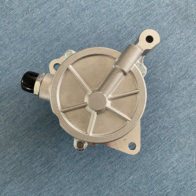 Brake Booster Vacuum Pump ME017287 for mitsubishi Fuso Canter 4D33 4D34