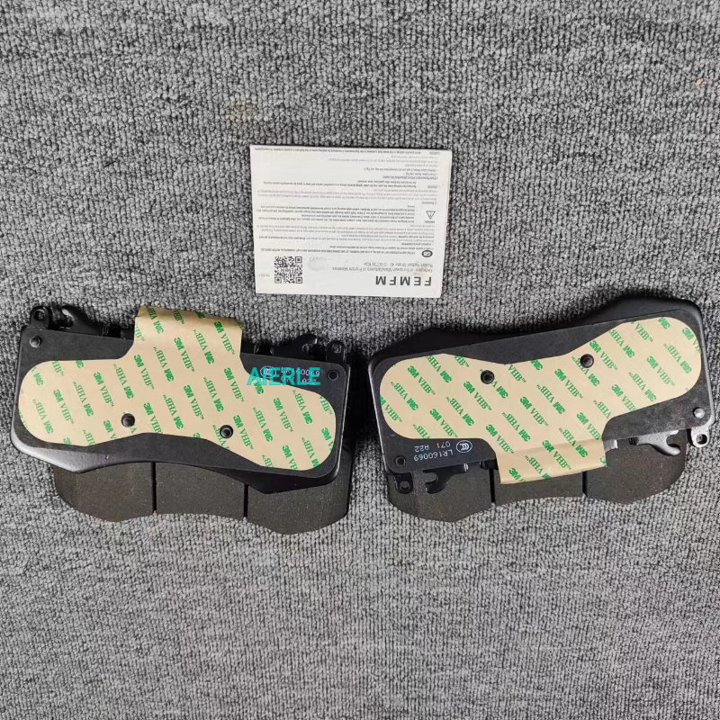 LR114004 LR016684 LR020362 Front Brake Pad Auto Brake Systems for Land Rover Discovery 4 Range Rover Sport Auto Parts