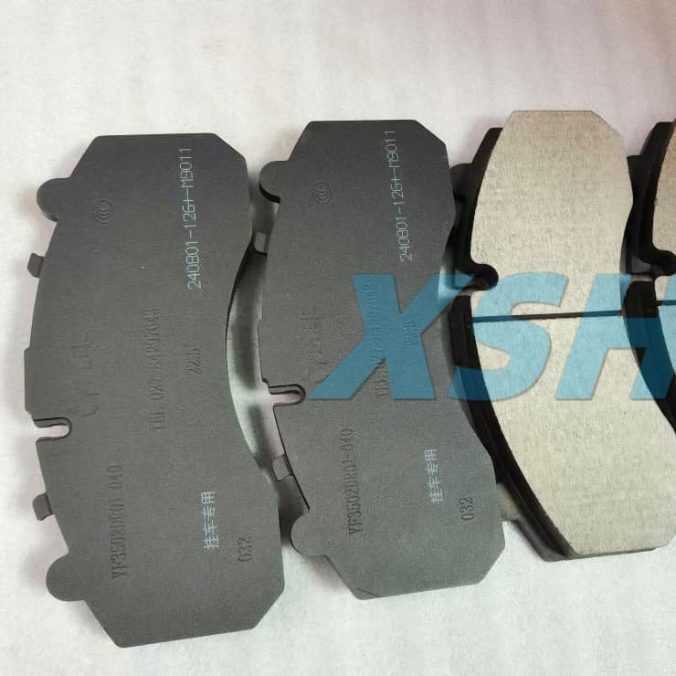 HIGH QUALITY ORIGINAL TRUCK SPARE PARTS BRAKE LININGS BRAKE PADS YF3502DR01-040 for YUTONG SHACMAN TRUCKS